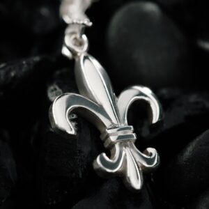 Fleur-de-Lis Pendant βοΈ